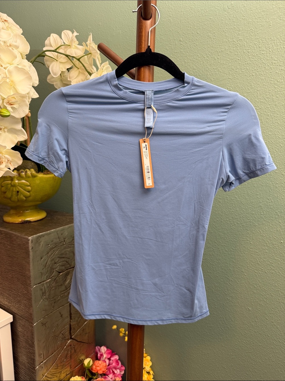 SKIMS FITS EVERYBODY T-SHIRT